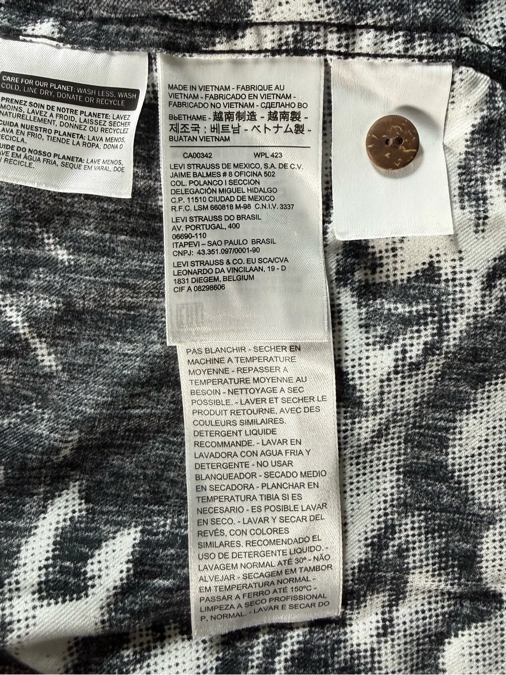 Levi's Black and White Halftone AO Palm Short Sleeve Hawaiian Button-Up Shirt XL
